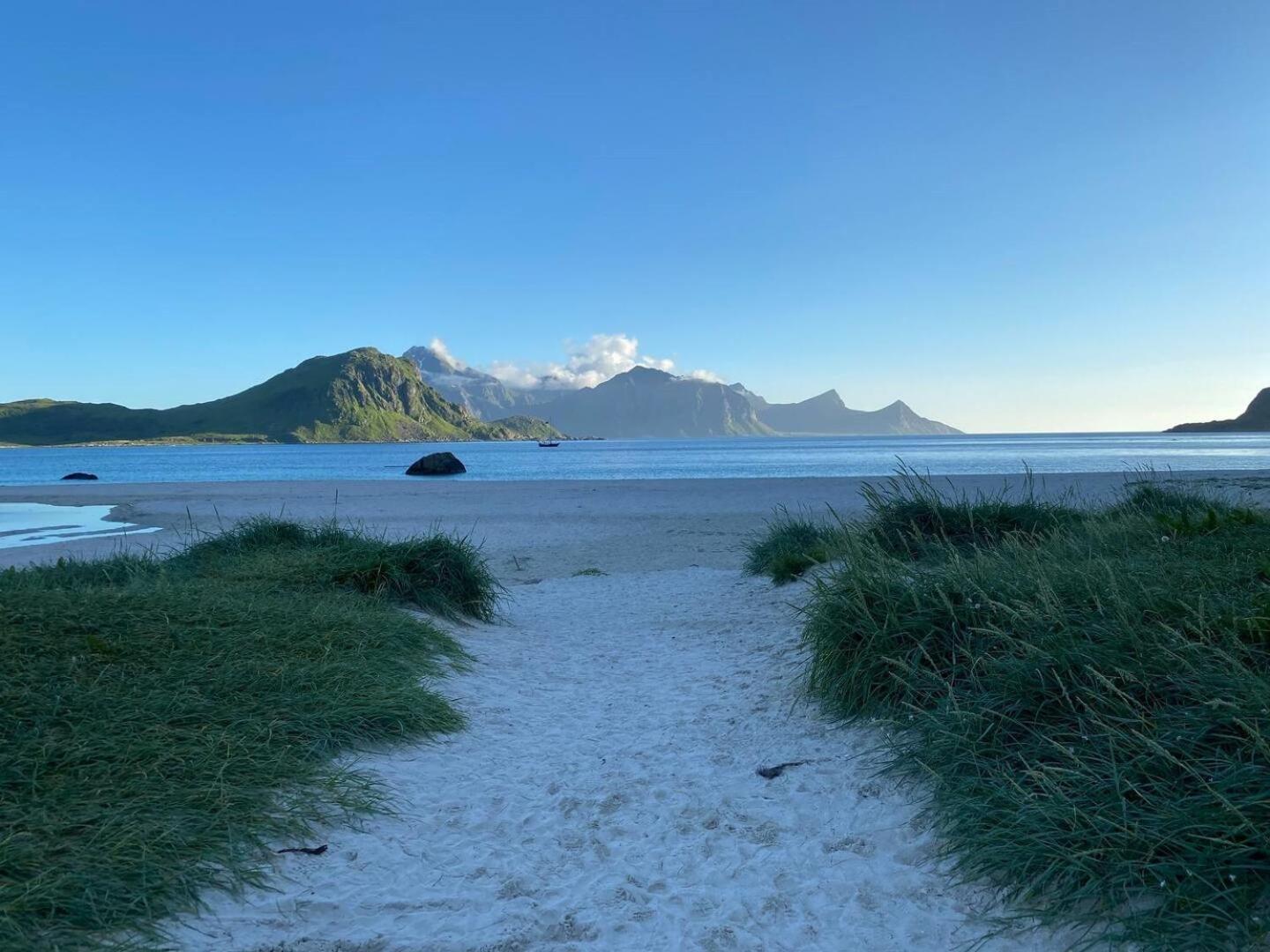 Haukland Beach House Leknes Esterno foto