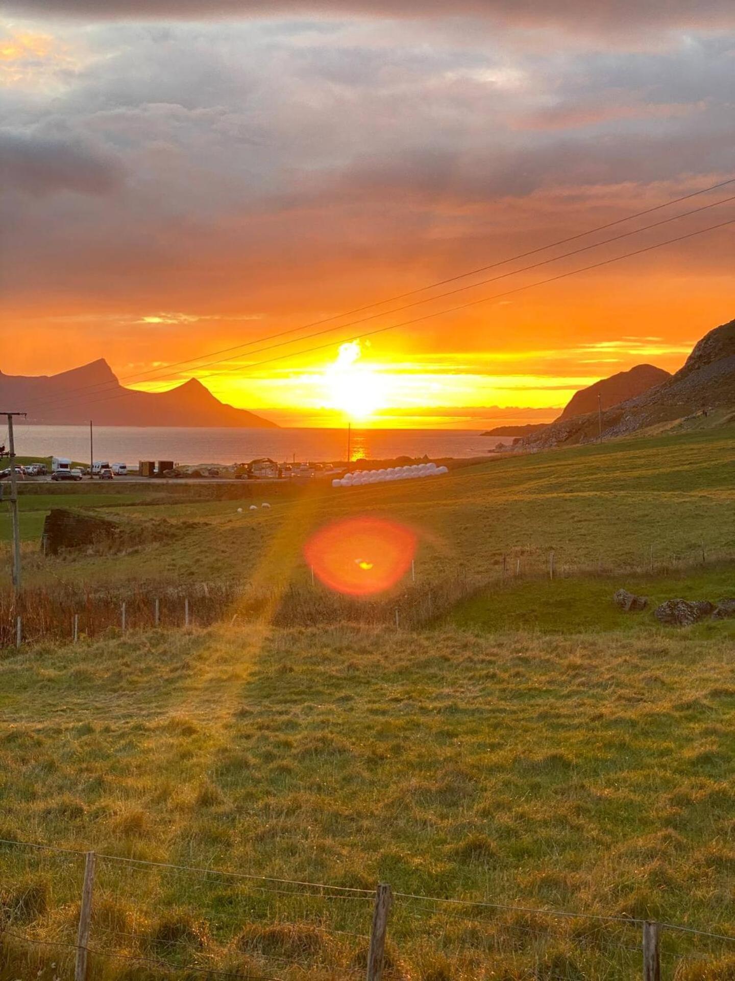 Haukland Beach House Leknes Esterno foto